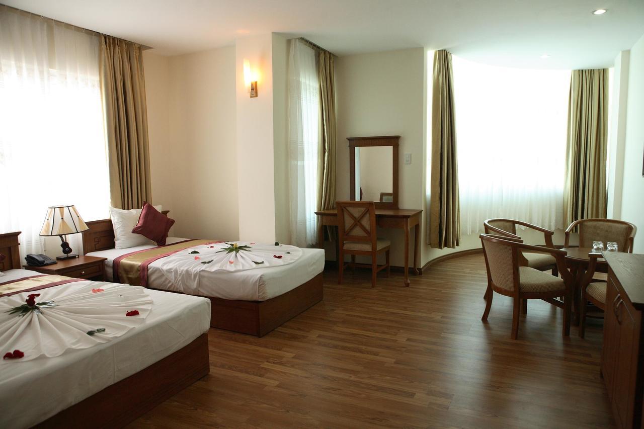 Viet Sky Hotel Nha Trang Exterior photo